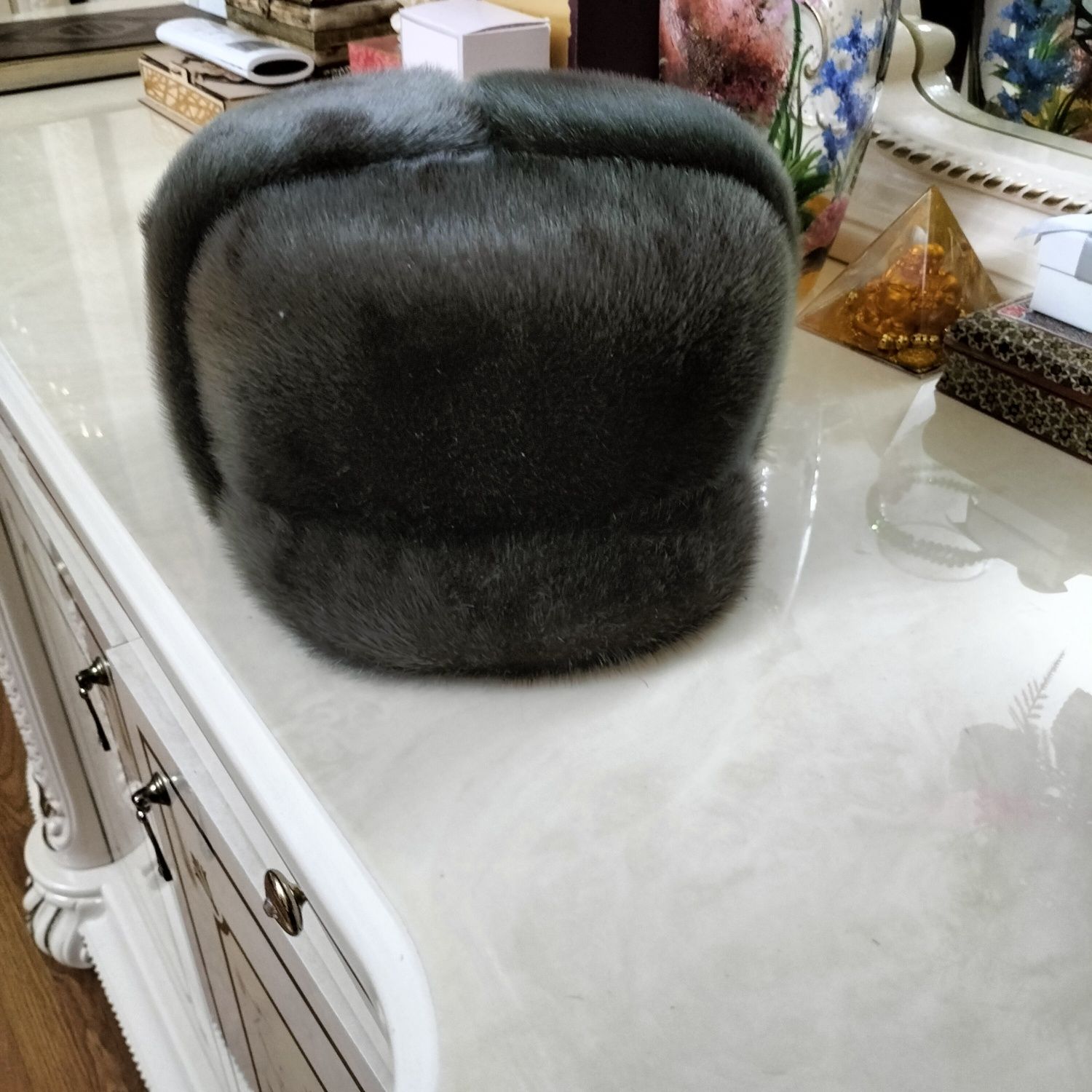 Продам меховую мужскую шапк
