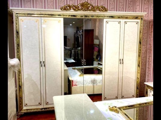Мебель для спальни, очень хороший состояние