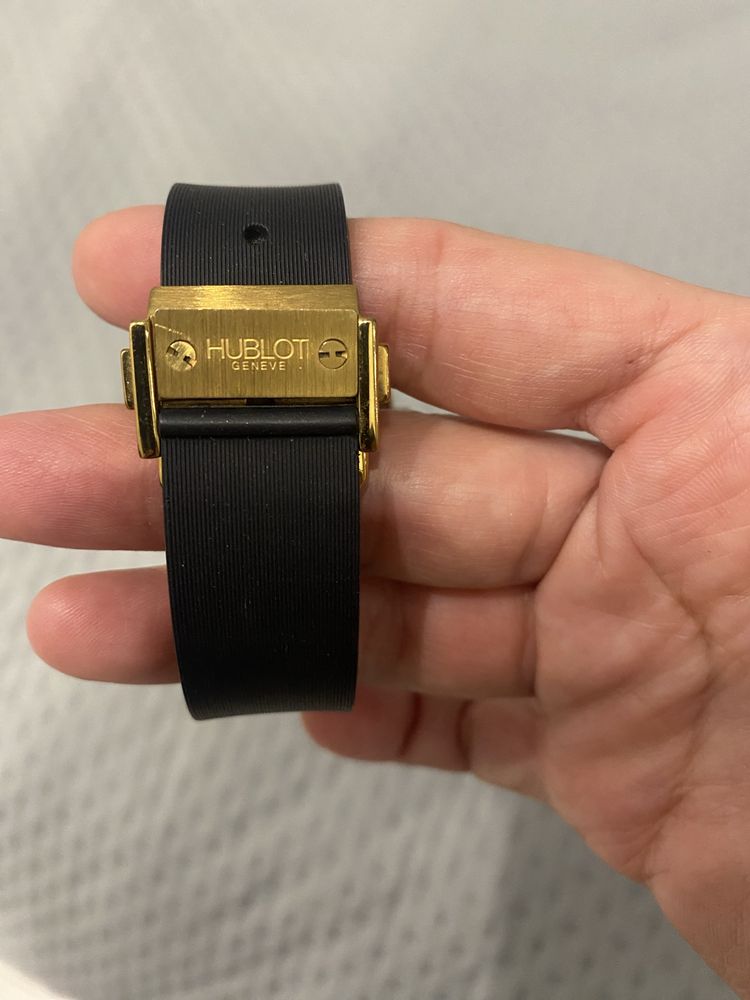 Часы наручные Hublot