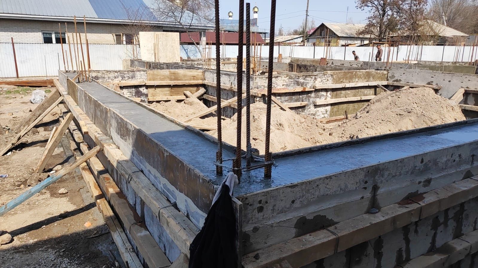 Аренда Леса опалубка фанера струбцина калонна домкрат чироз тайрот тра