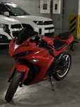Yamaha YZF-R3, 2023 года спорт-байк электро