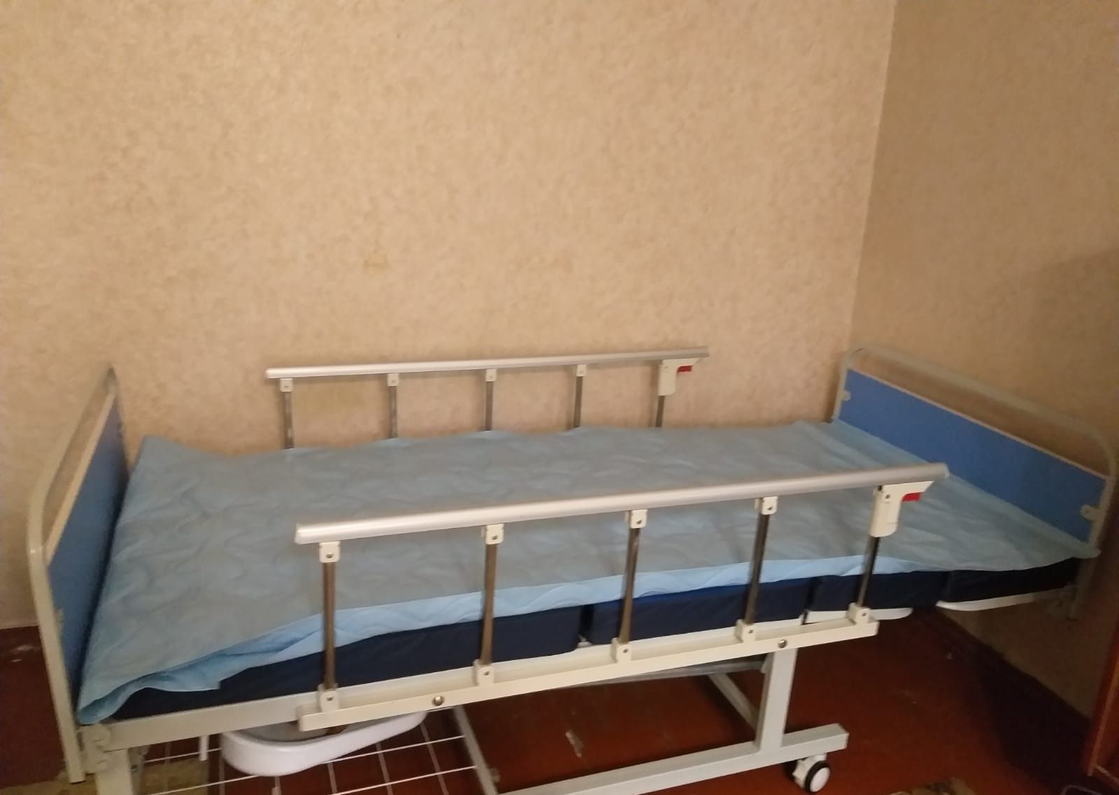 Продаю медицинскую  кровать
