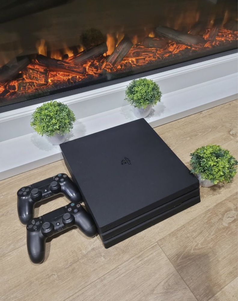 Ps 4 PRO с FC 25, UFC 3,4, Battlefield V и 200+игр