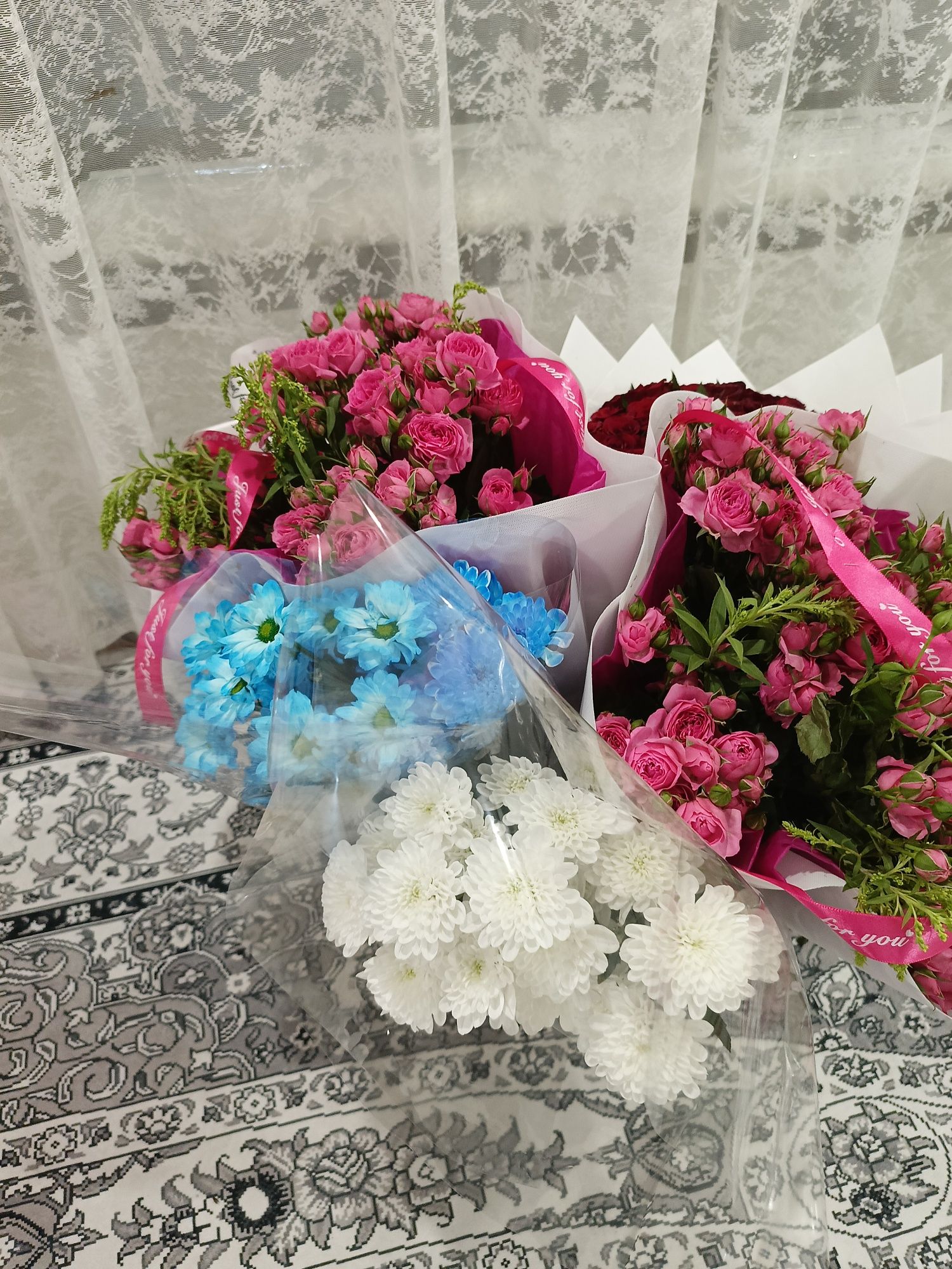 Цветы свежие срочно продам