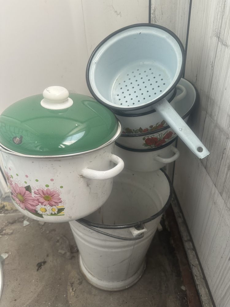 Эмалированное ведро