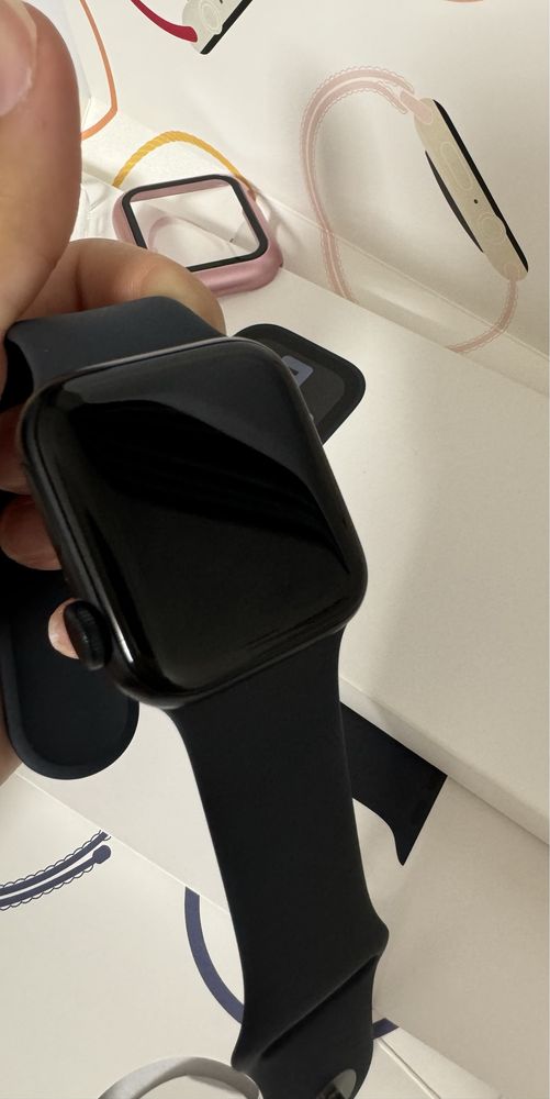 Продам apple watch Se (2 gen) Midnigt 40 mm GPS
