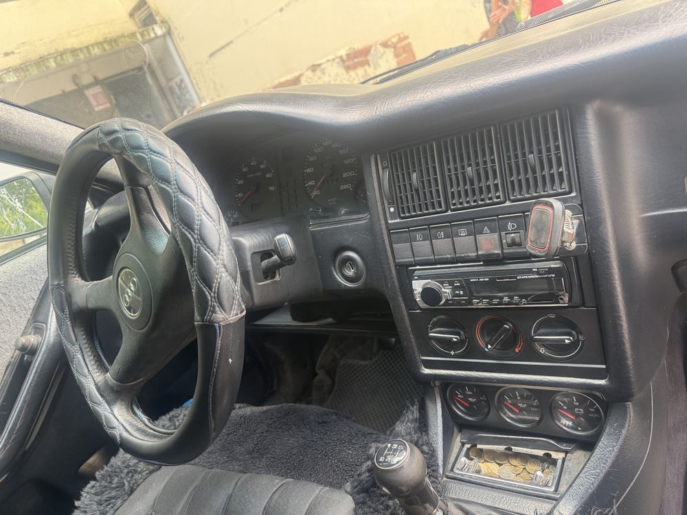 Продам маштну Audi 80 B4