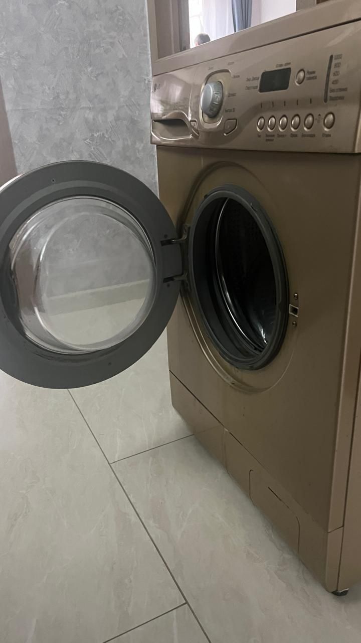 Стиральная машина LG