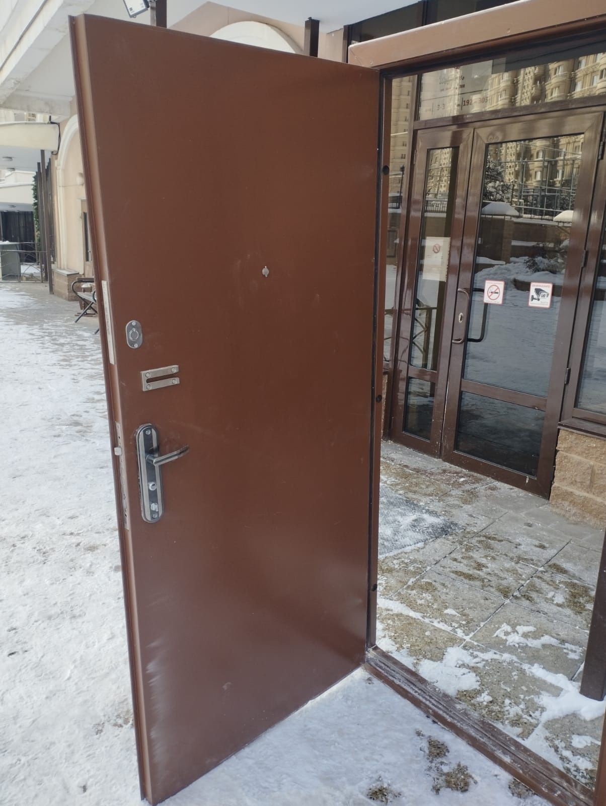 Дверь металлическая