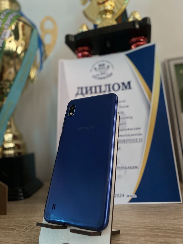 Продам Samsung A10/Самсунг А10