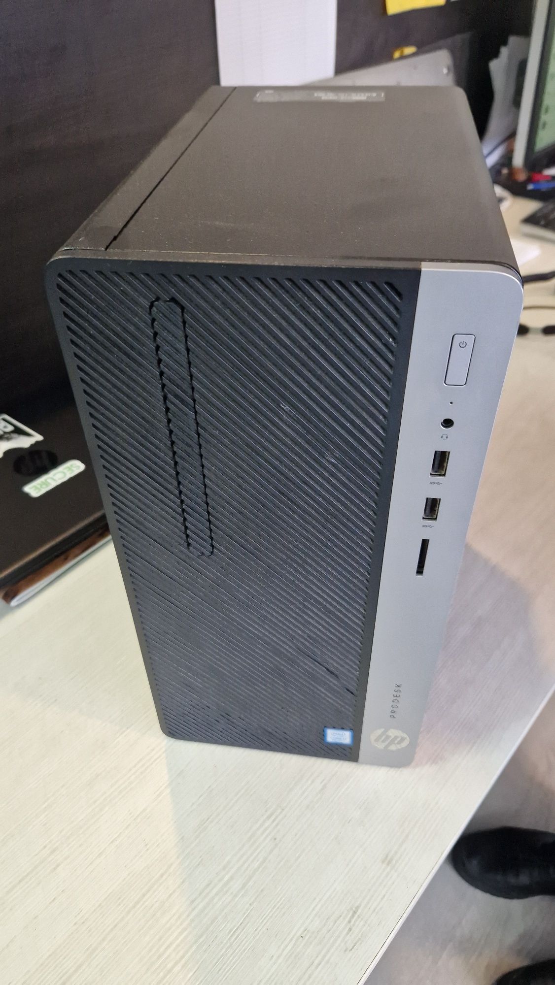 Компьютер HP ProDesk 400 G6 MT i7-9700