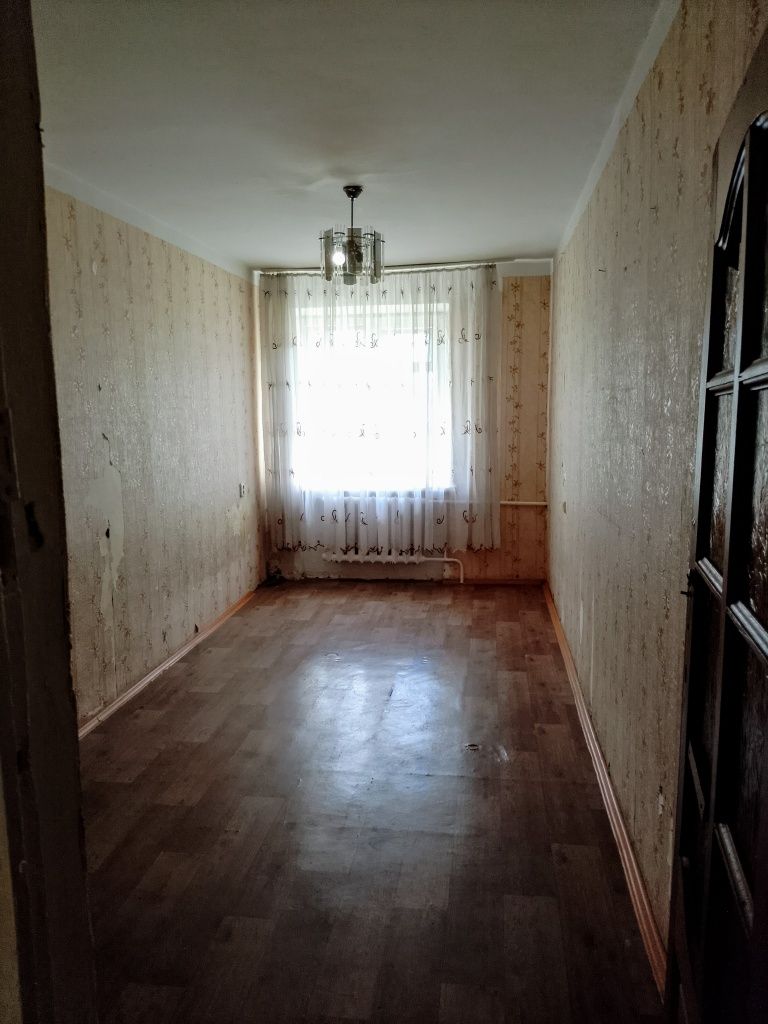 Продам 2 ком кв 44 м2 на автопарке