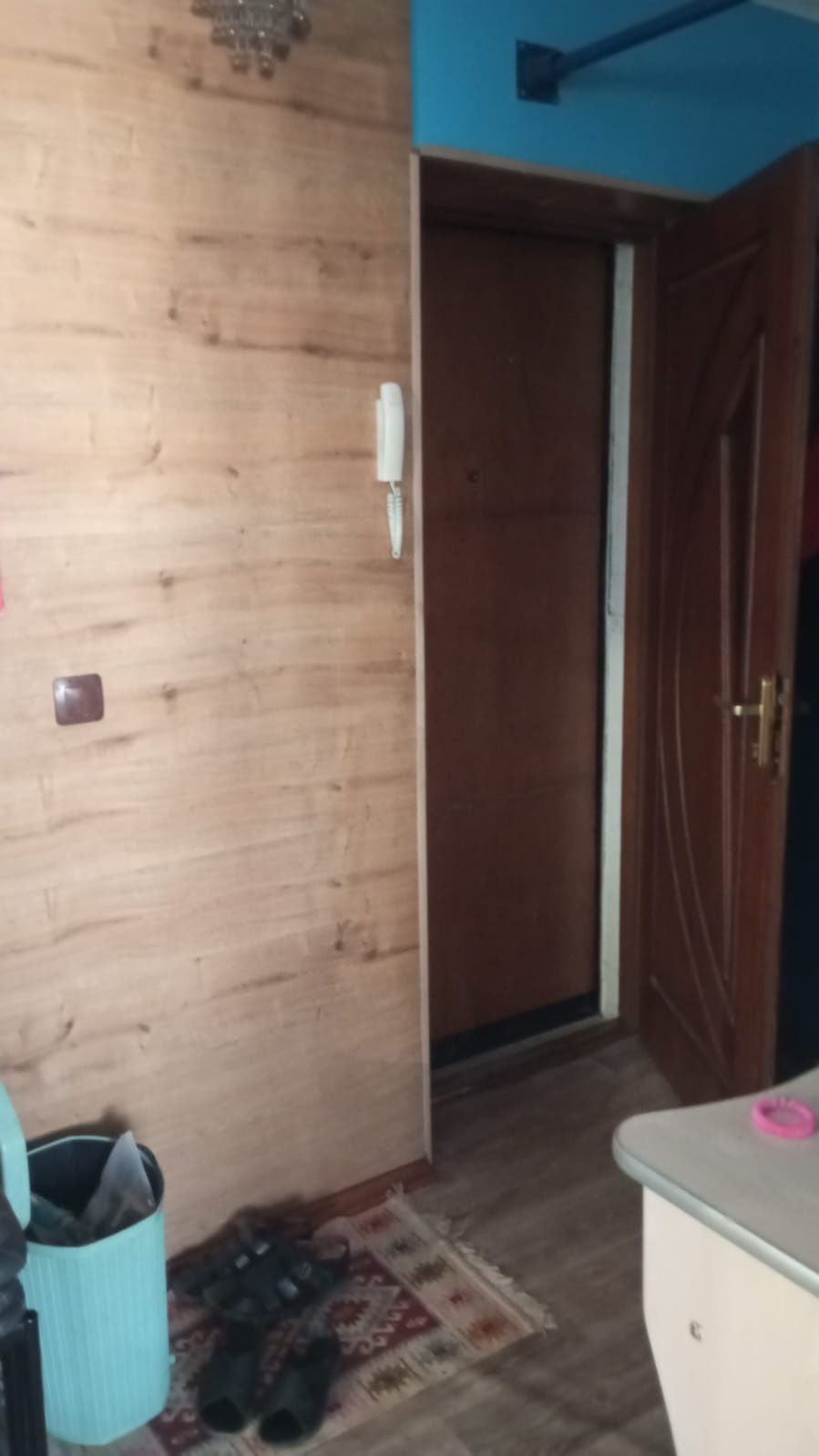 Продам 2 комн КВ.в районе Уюта.