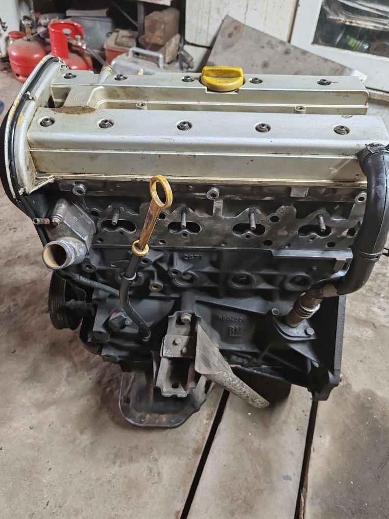 Двигатель opel 2.2