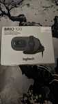 Веб-камера Logitech brio 100