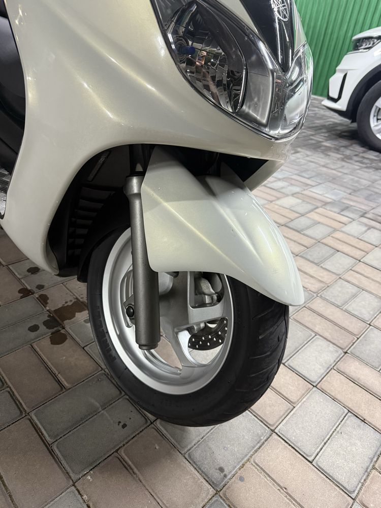 Yamaha Grand Majesti 250