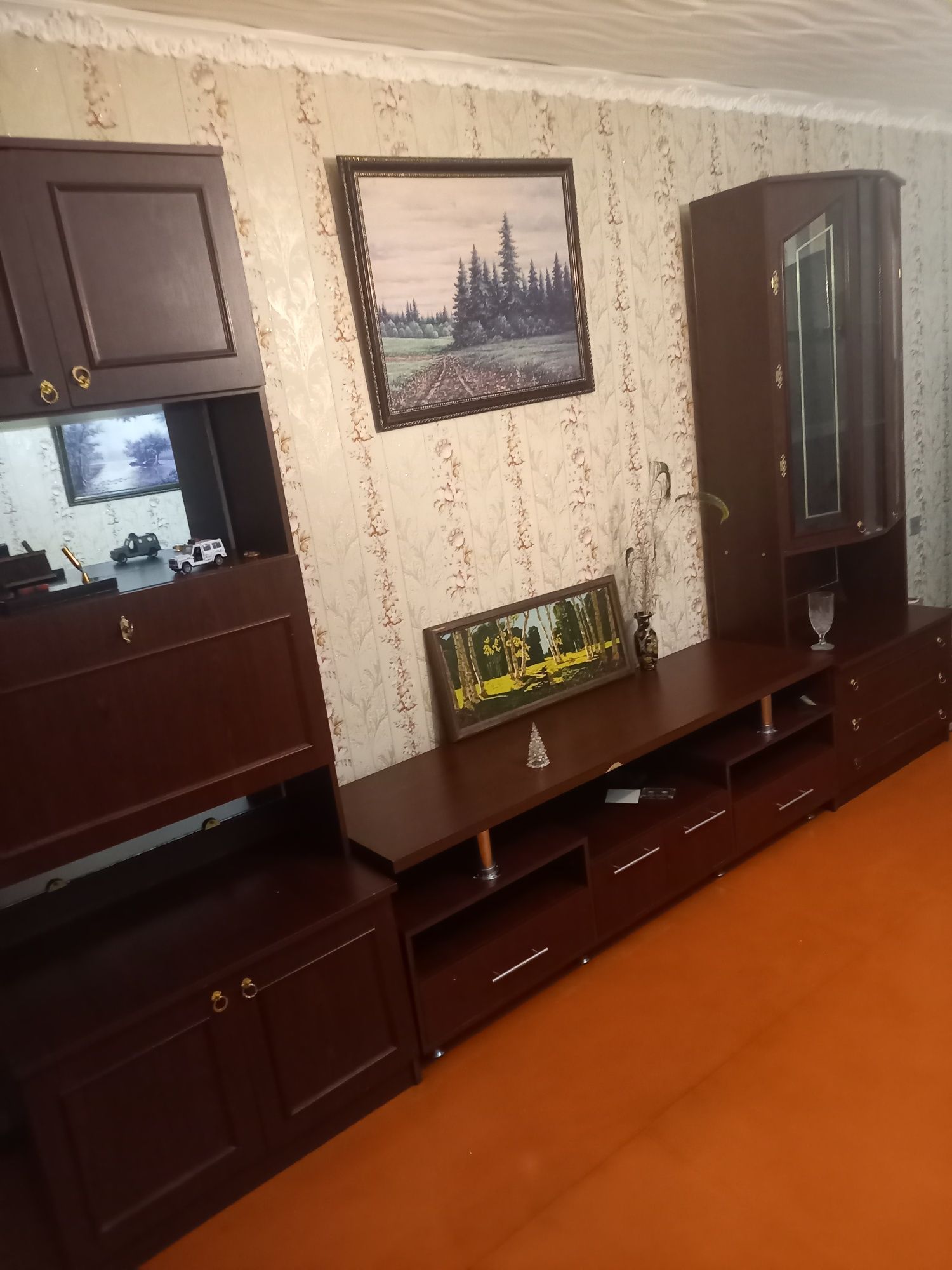 Стенка гарнитур в зал