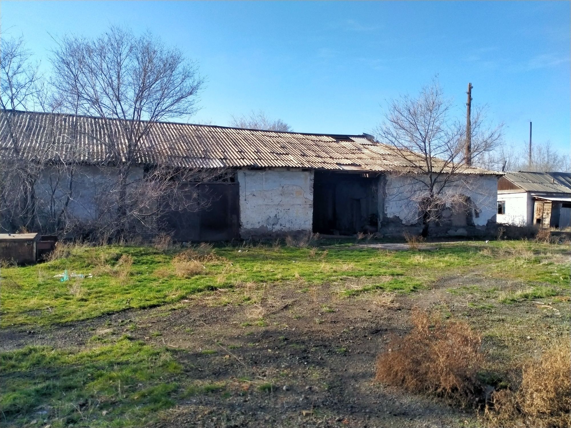 Продаю Автобаза с земельным участоком
