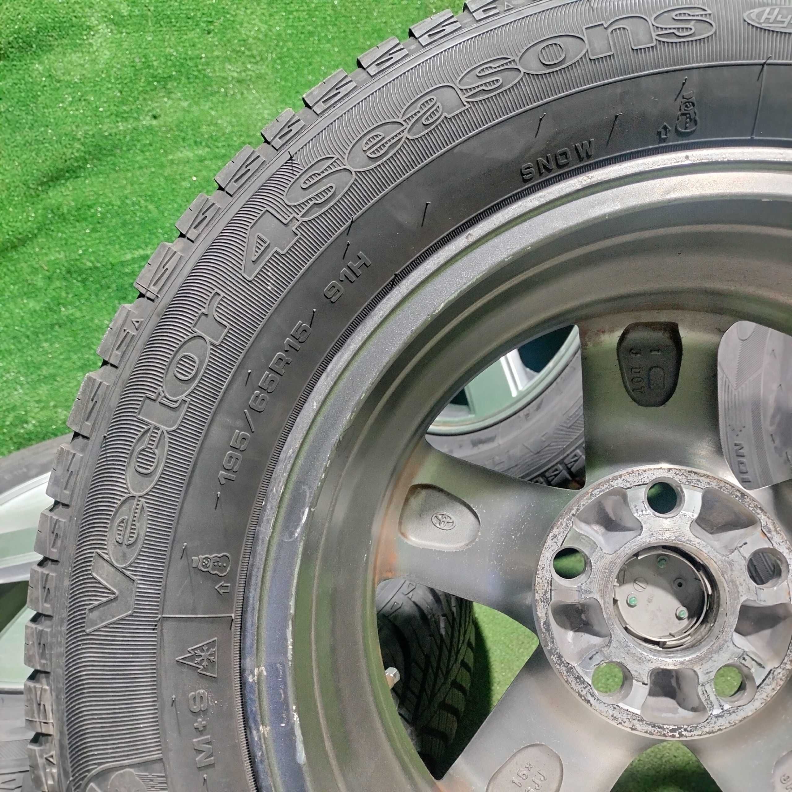 Продам Диски R15 5/114,3 с шинами Good Year всесезонка 195/65 R15