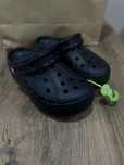 Продаю новые crocs