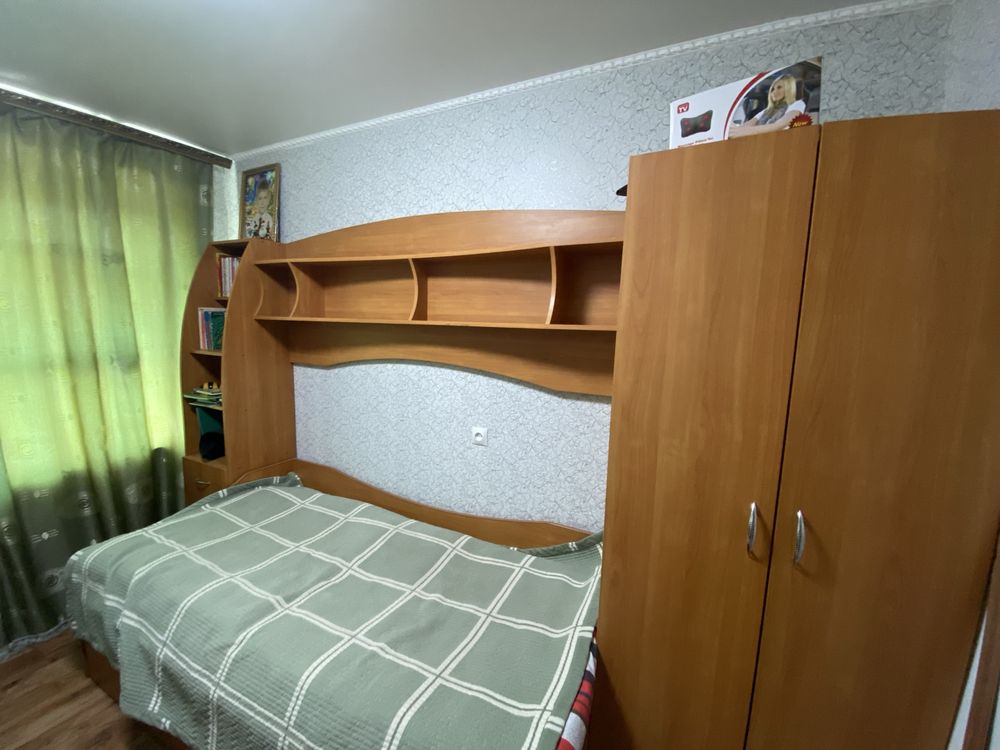 Продам подростковый гарнитур
