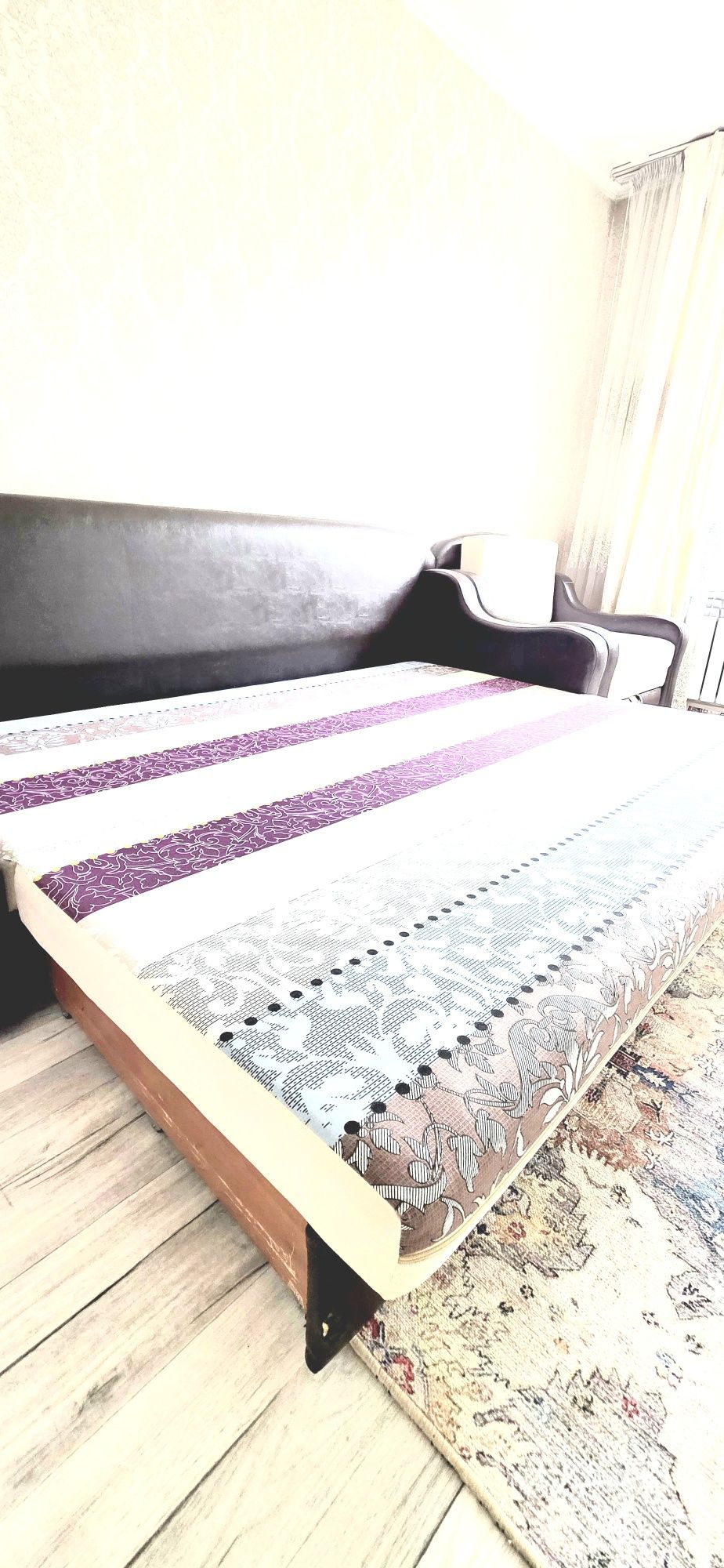 Продам срочно раскладные диваны