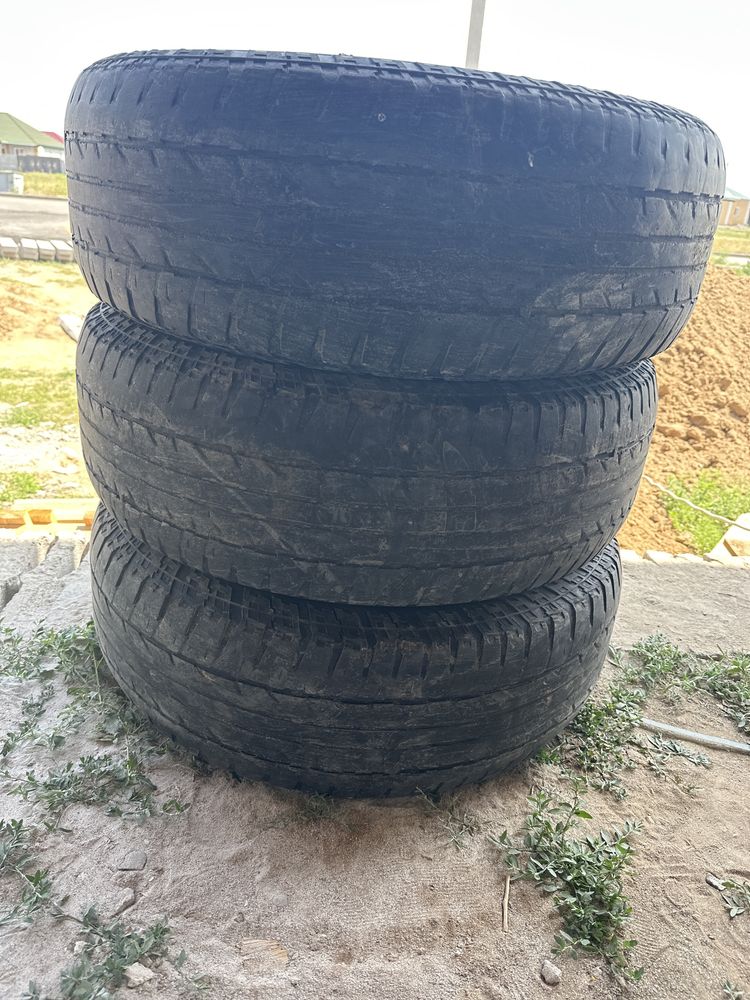 Продам летнию резину