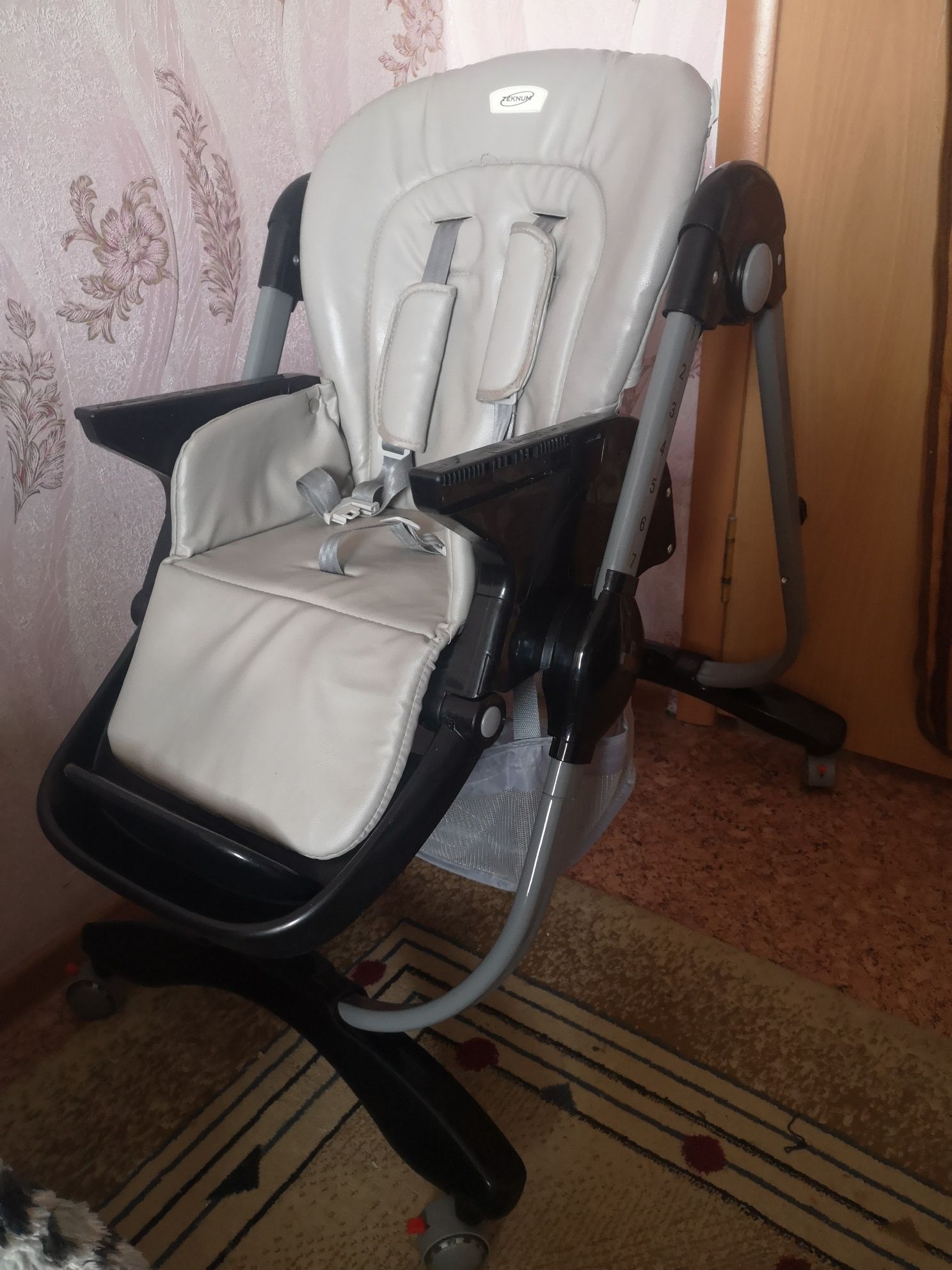 Продам детский стульчик