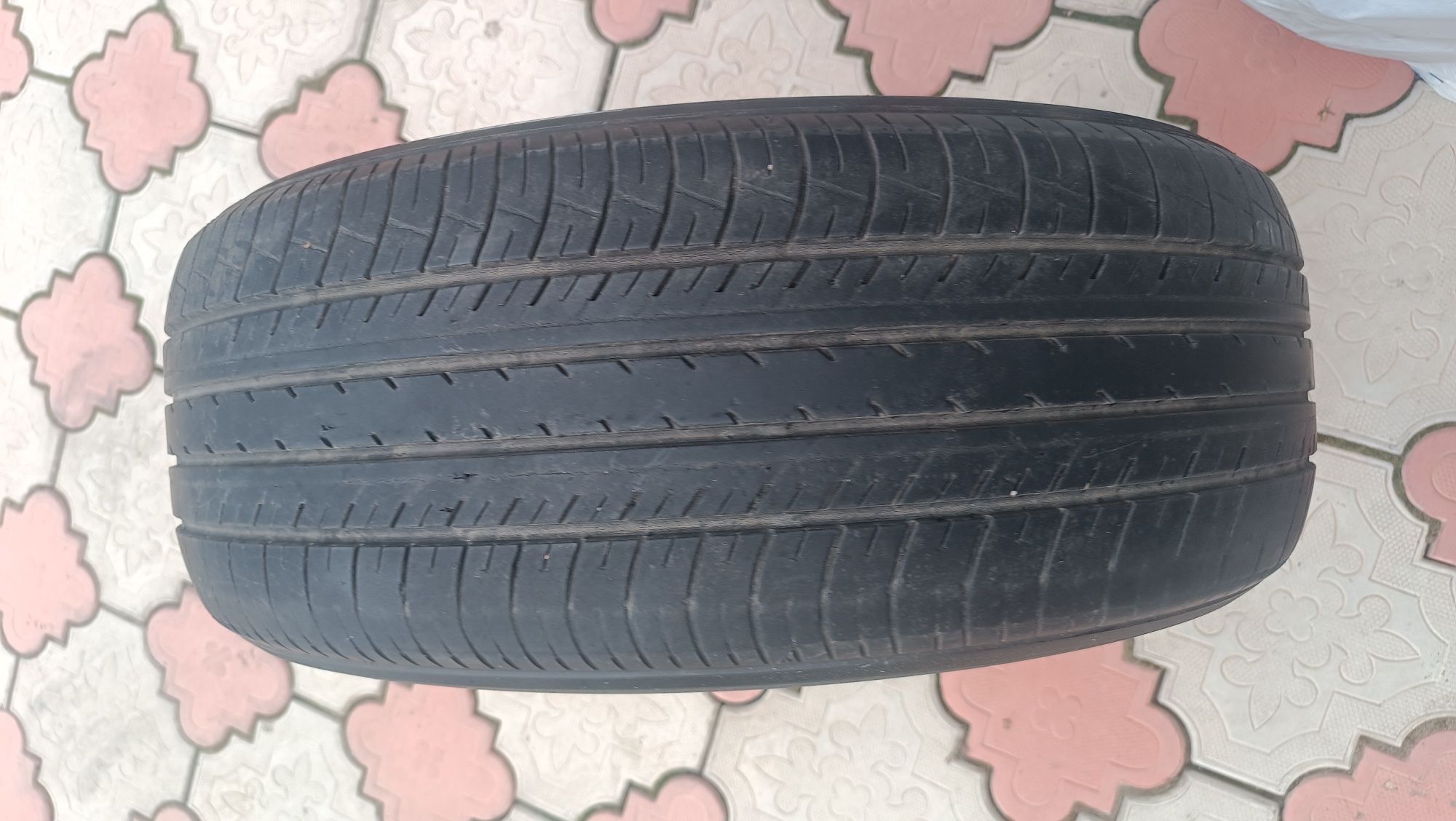 Продам летние шины r17