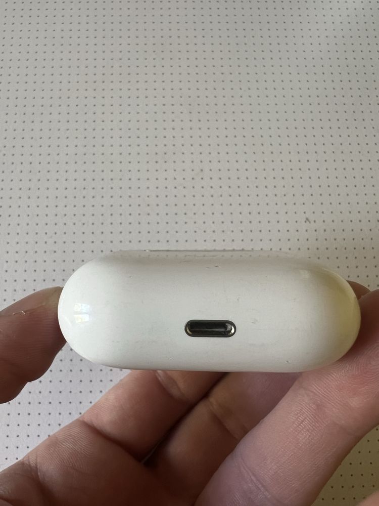 Кейс Apple Airpods pro 1 оригинал