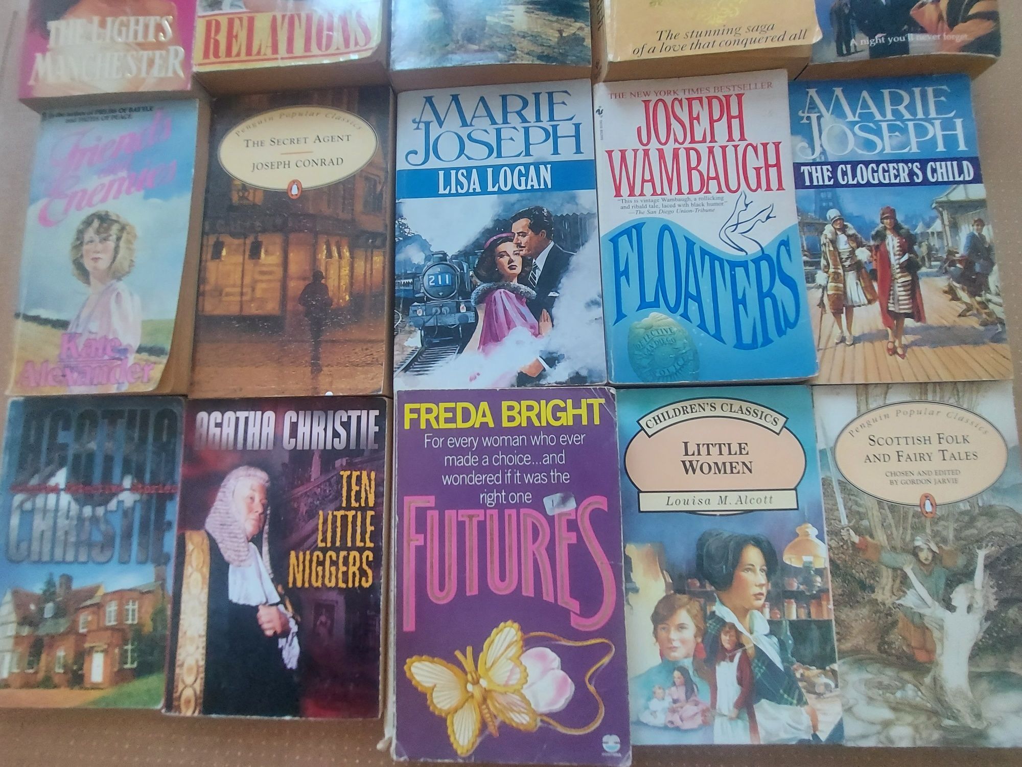 Книжки на английском по 2000тг