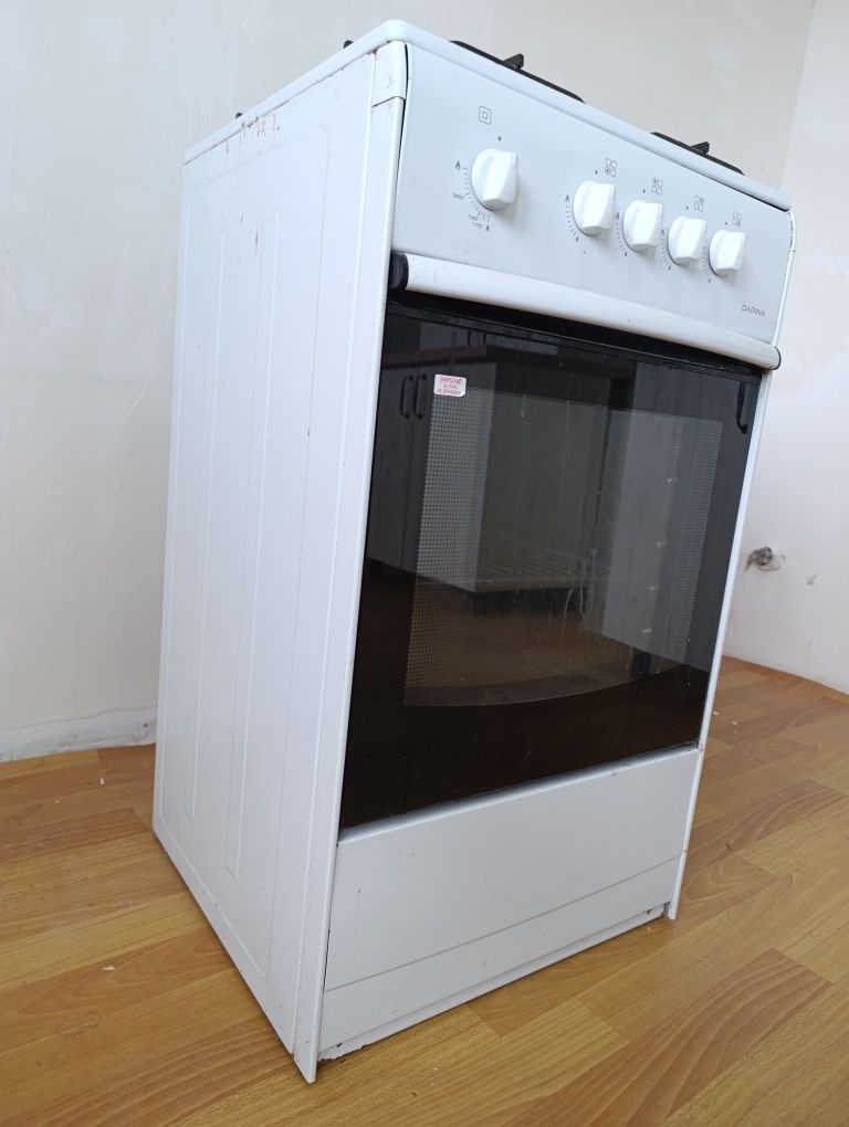 Продам газовую плиту Дарина