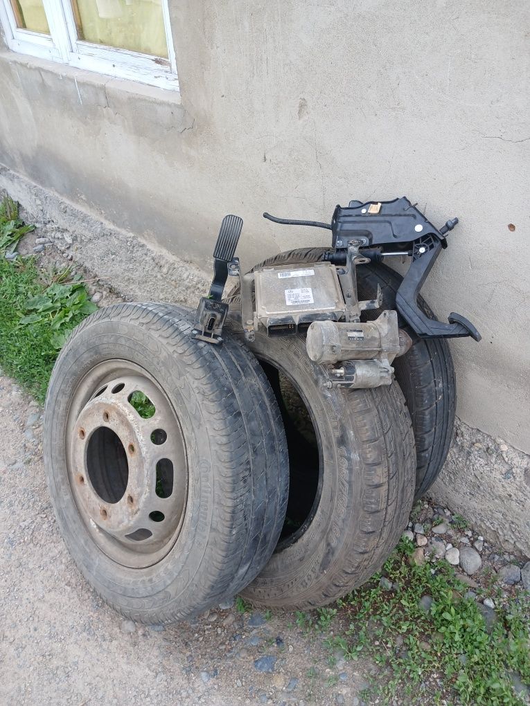 Резина на спринтер