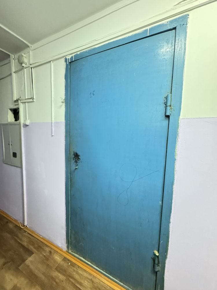 Темір есік новый есік салғасын алып тастап жатырмын негізі жақсы есік