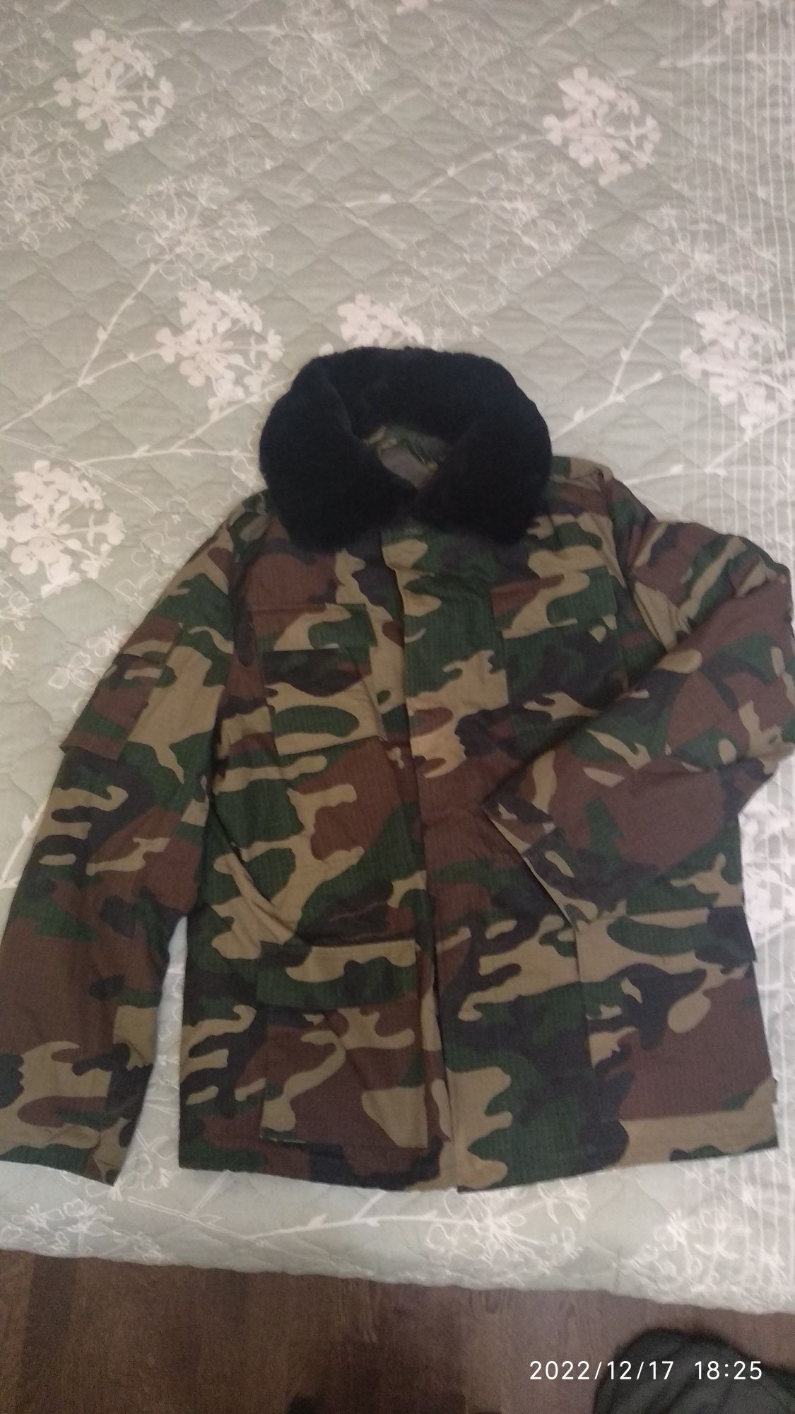 Военный зимний костюм