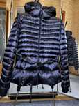 Пуховик Moncler