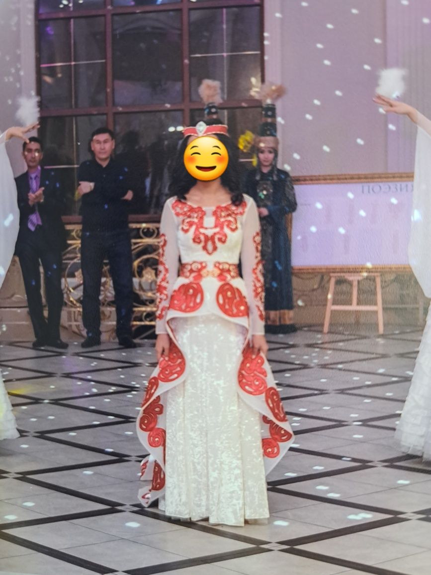 Платье для узату