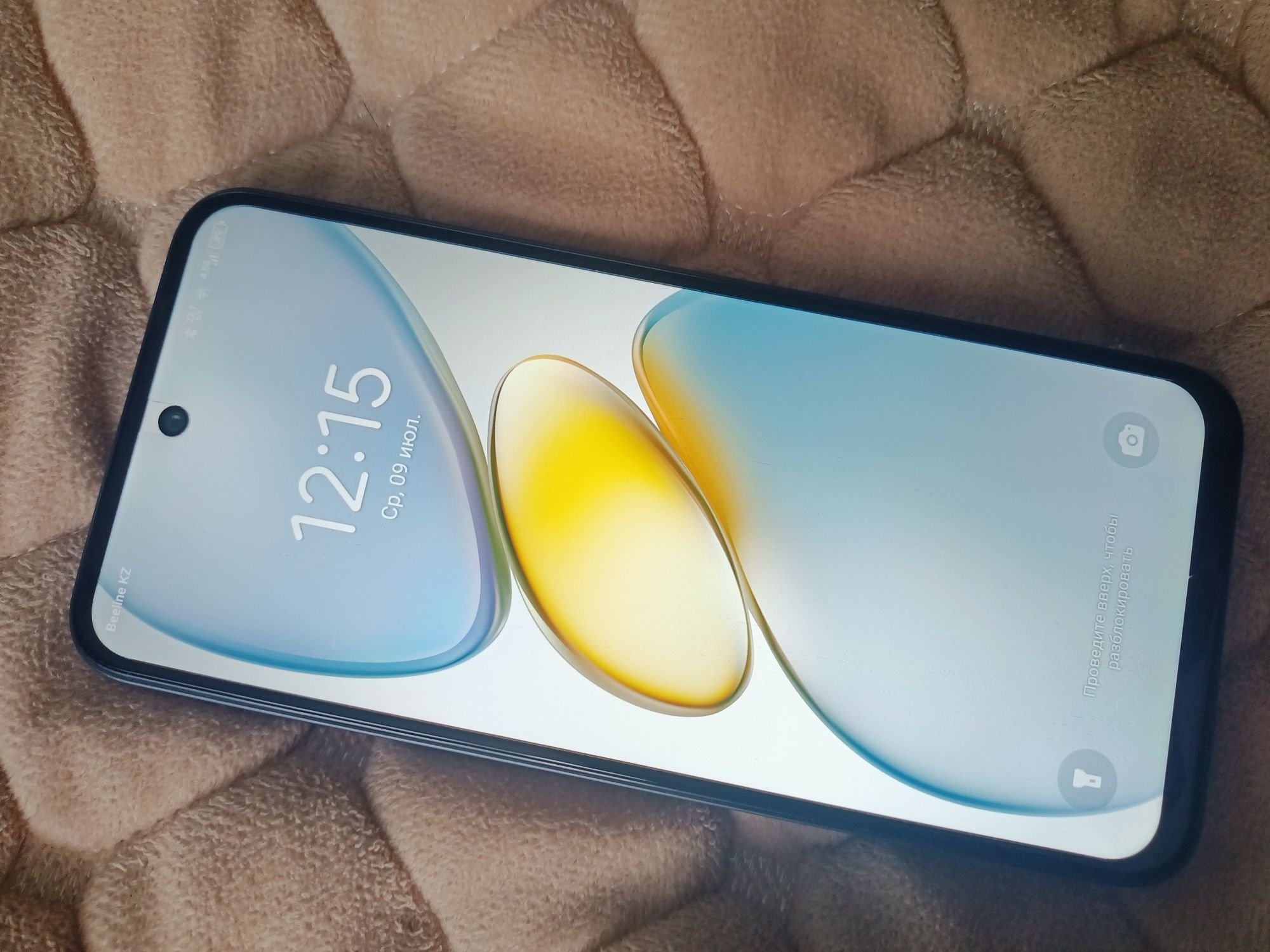 Телефон Tecno Spark go 1