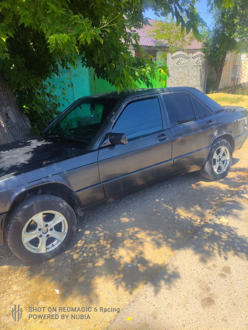 Мерс 190 продаю на ходу