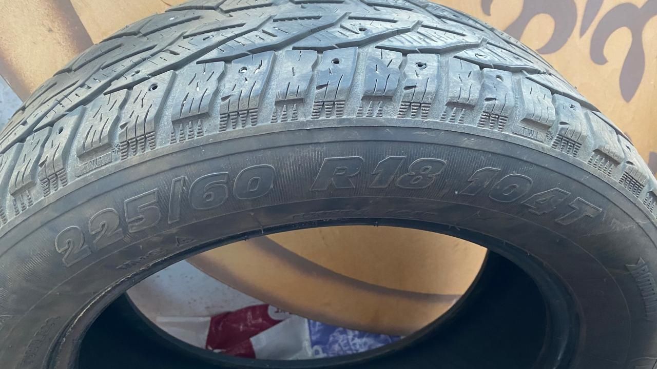 Продам резину  R18