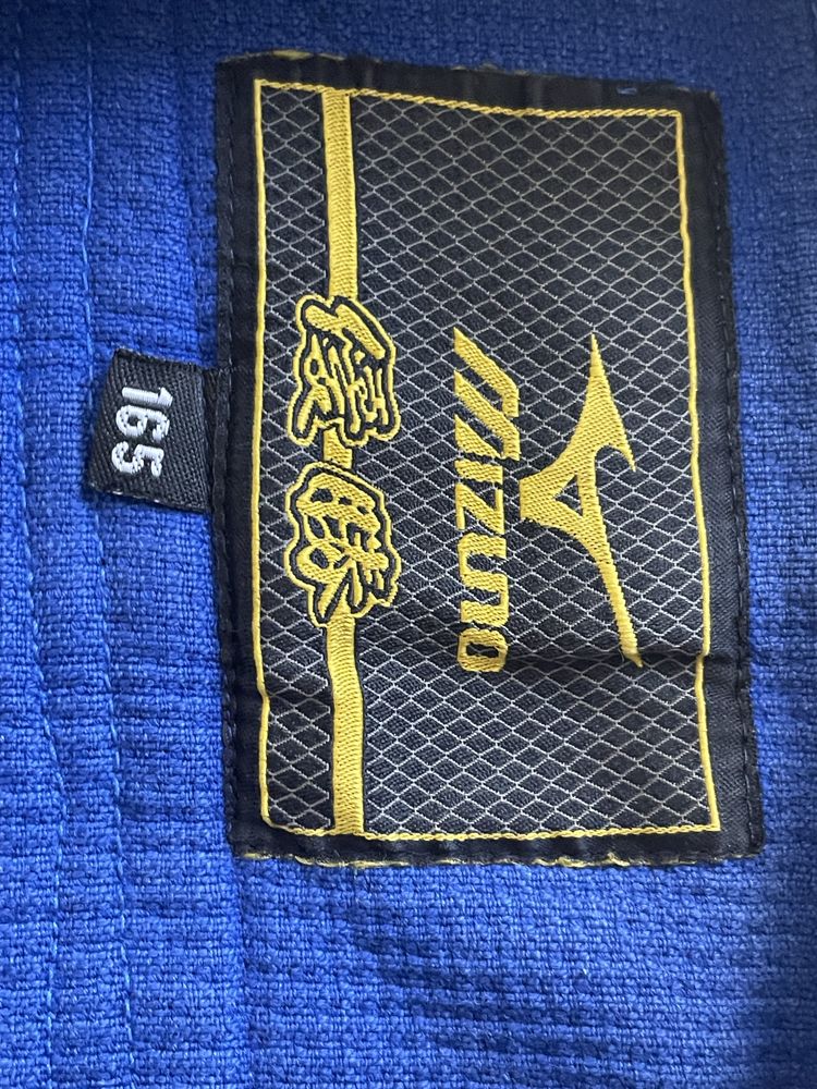 Кимоно mizuno люкс качества плотная