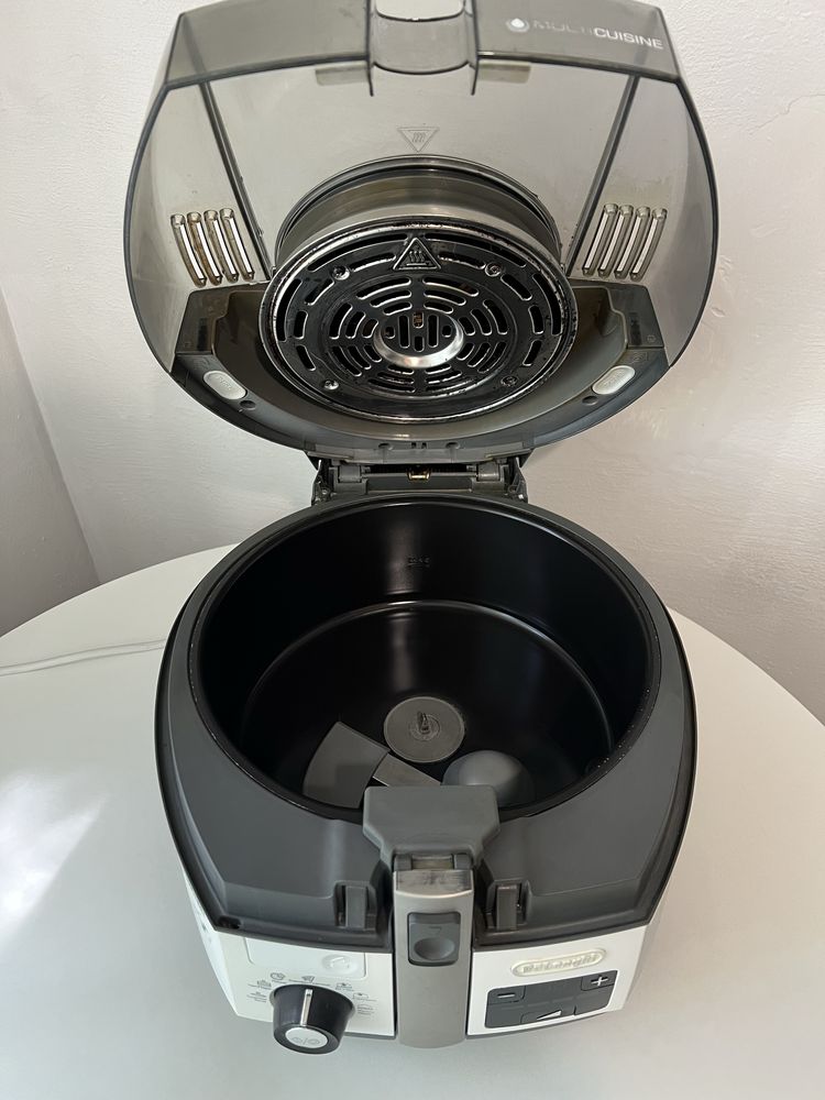 Мультиварка  Delonghi Multicuisine FH1394W