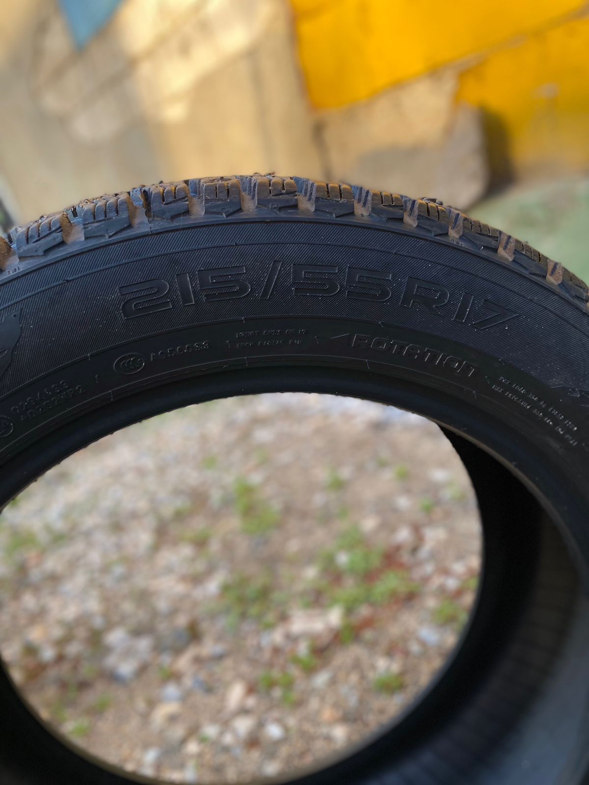 Продам  диски  шины комплект Nokian Hakkapeliitta Michelin