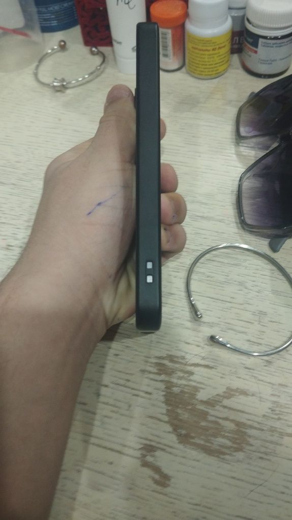 Galaxy S24 б/у телефон