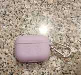 Обменяю airPods Pro и 2 телефона