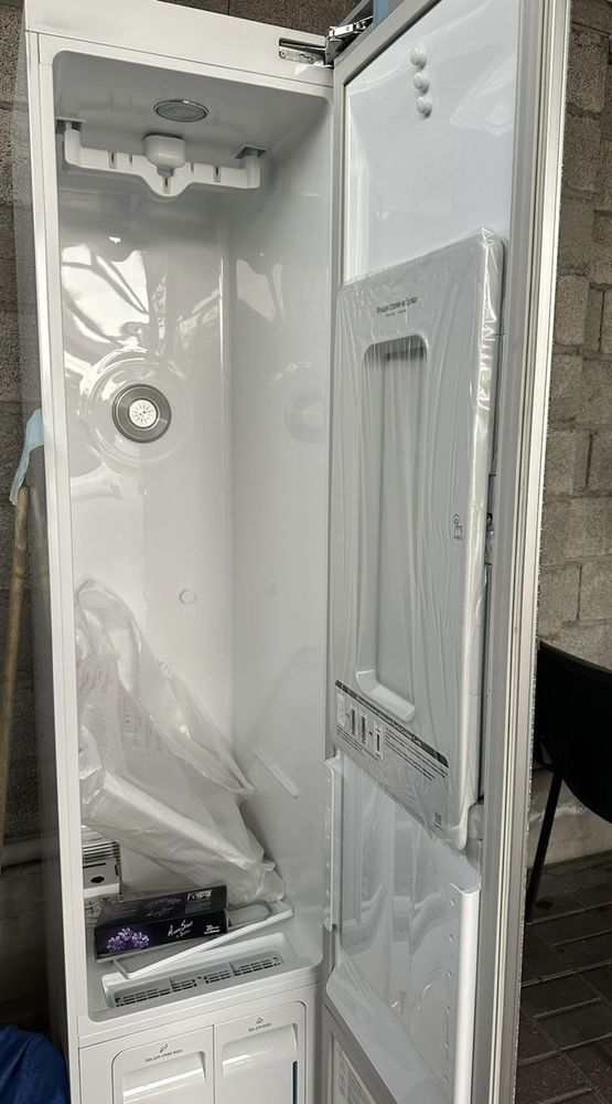Продам Паровой шкаф гладильный!