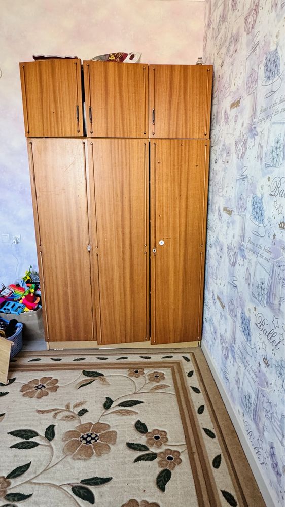 Спальни кроват Шифонер 2 шт кавер отдам всех за 40000 тг