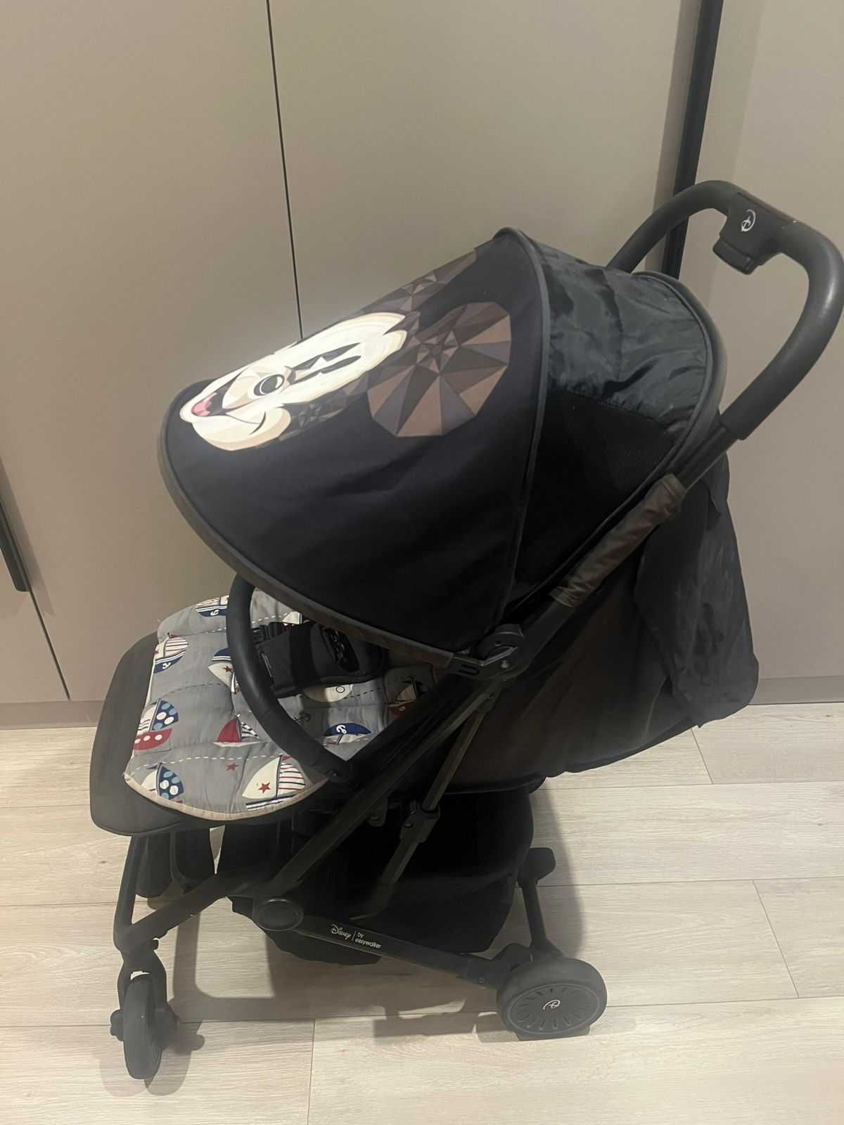 Коляска Easywalker Buggy XS Disney Mickey Shield