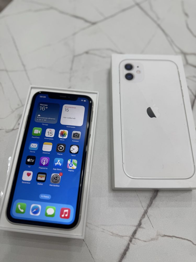 iPhone 11, 64 гб