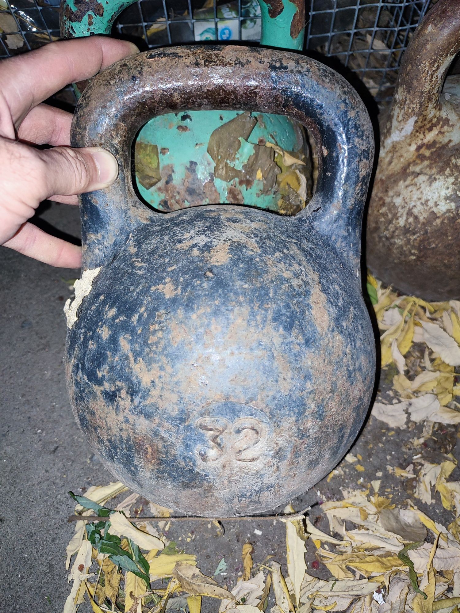 Гиря 32 кг. СССР.